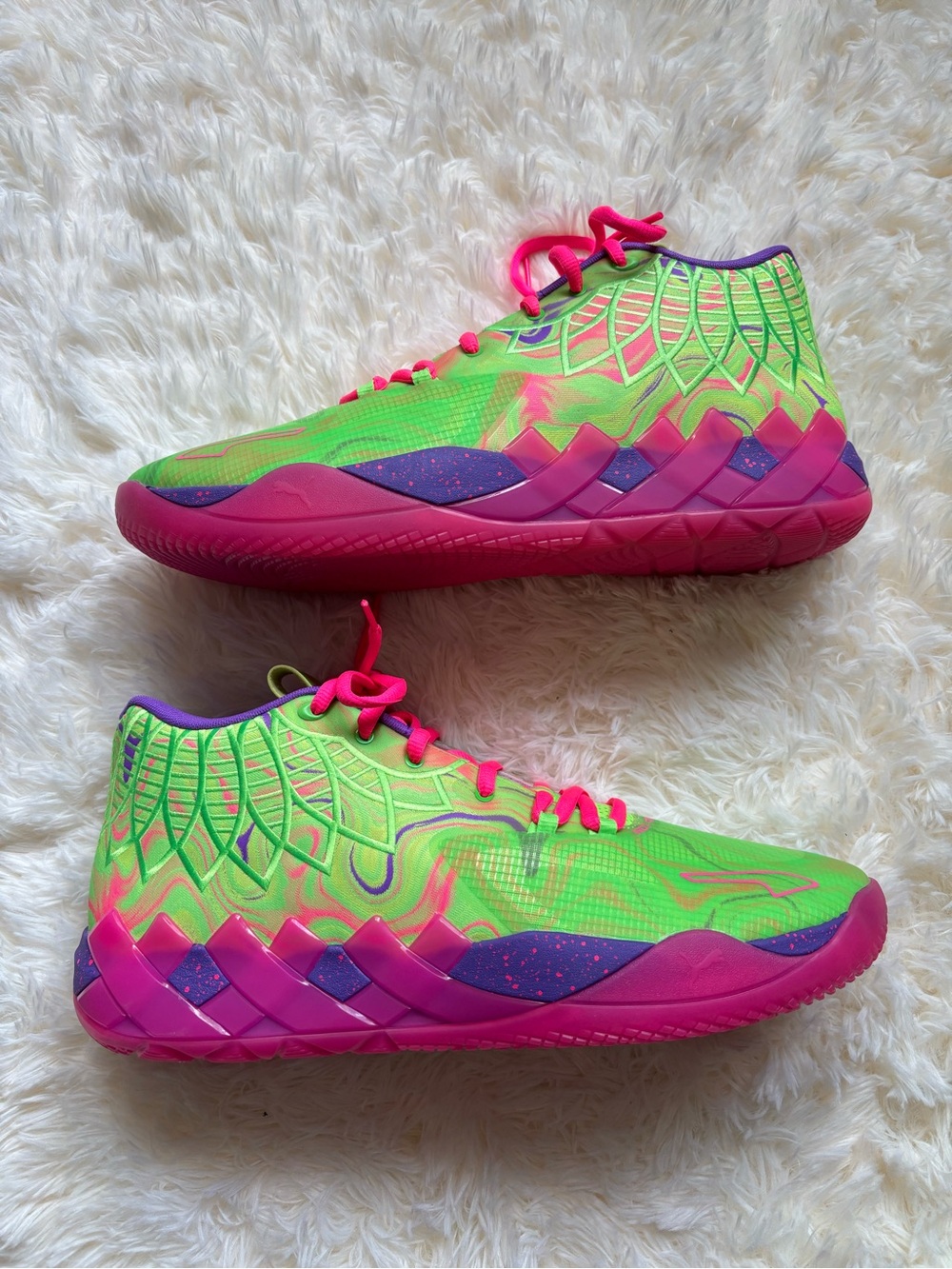 Puma MB.01 Inverse Toxic LaMelo Ball Mens 16 Green Purple Pink Basketball